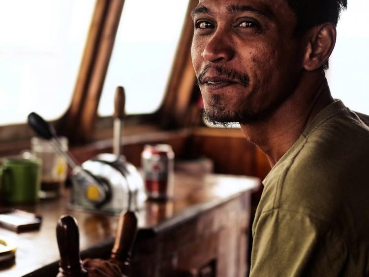 Dedy - Ratu Laut Captain